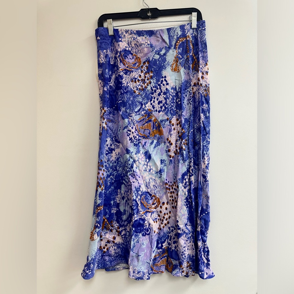 Anthropologie Midi Skirt in Blue Floral Motif Multicolor - Picture 2 of 4